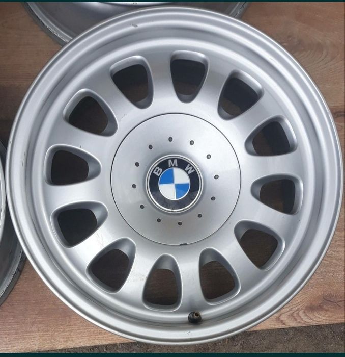 Оригінальні легкосплавні диски BMW R15 5x120 ET20
