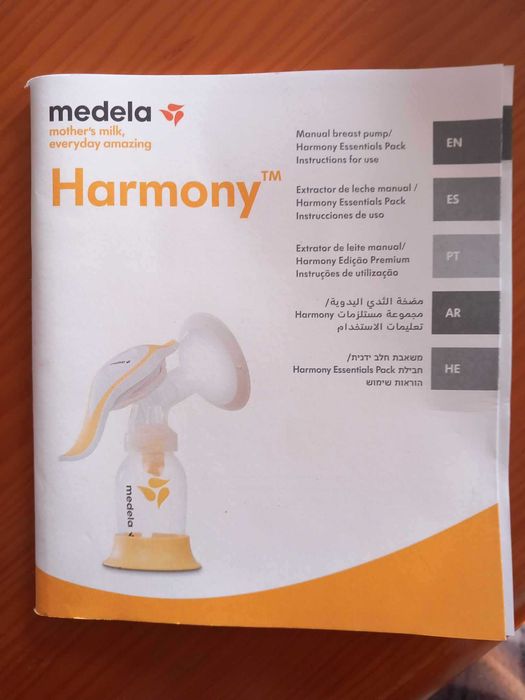 Máquina manual de extrair leite da Medela