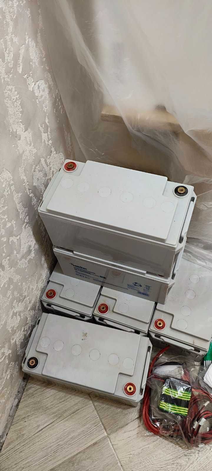 Гелева акумуляторна батарея MERLION GL12650M6 12 V 65 Ah