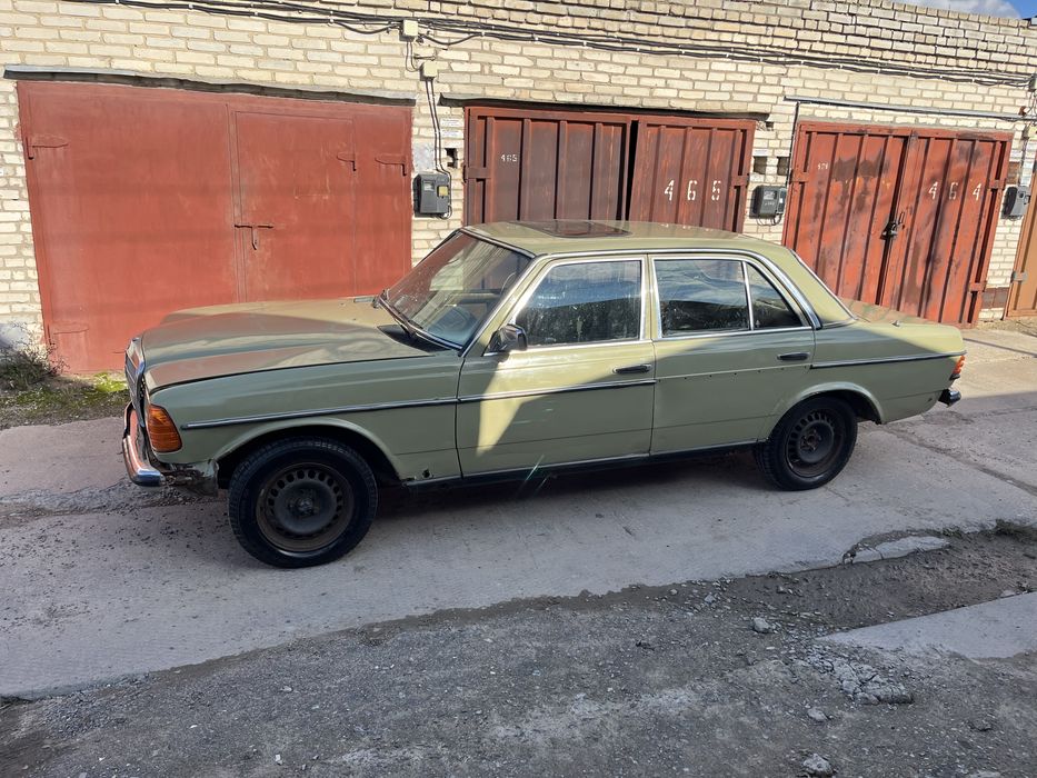 Mercedes w123 Мерседес