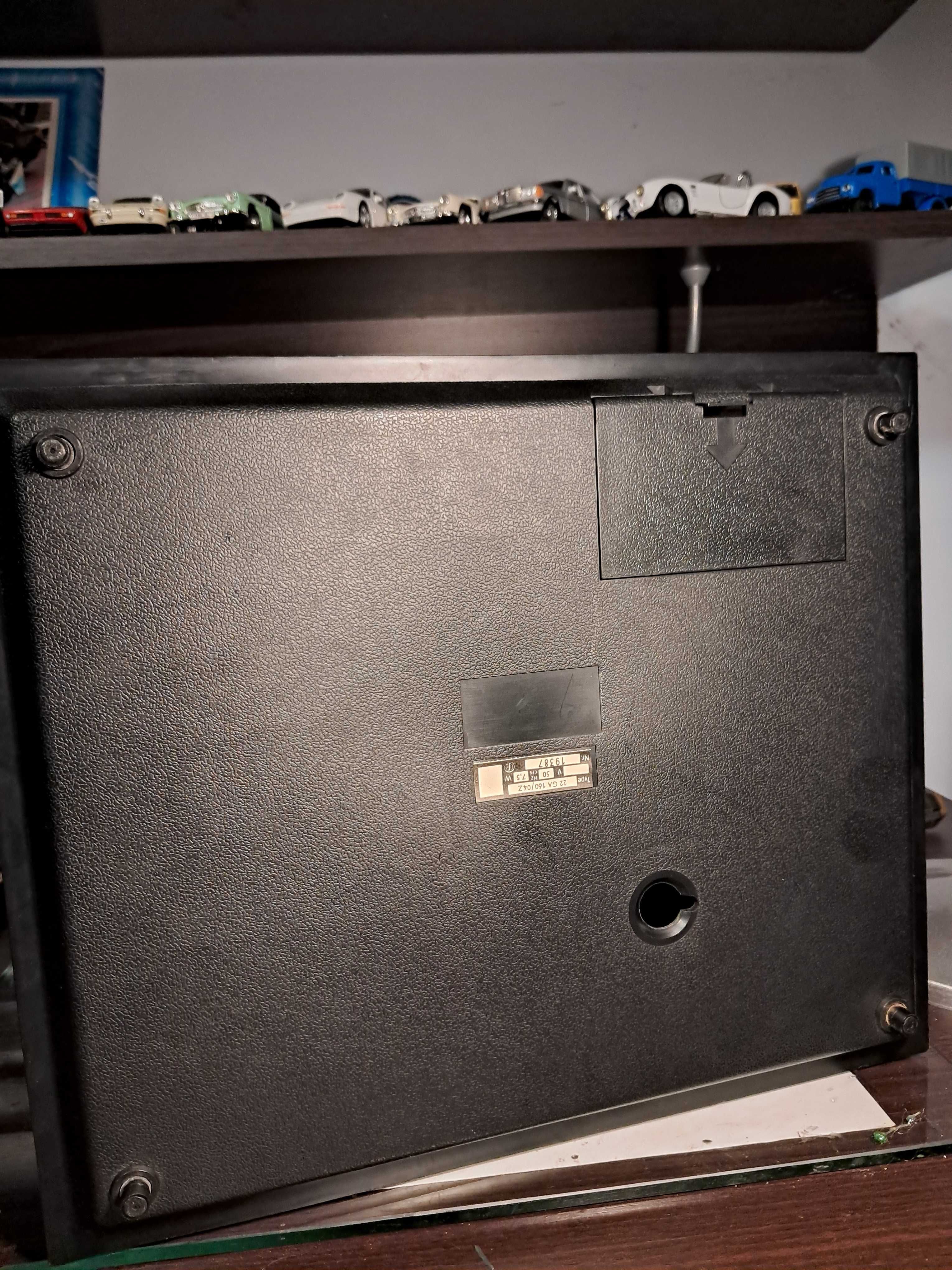 Gramofon philips 22 GA 160 (oryginalna obudowa z pokrywą)