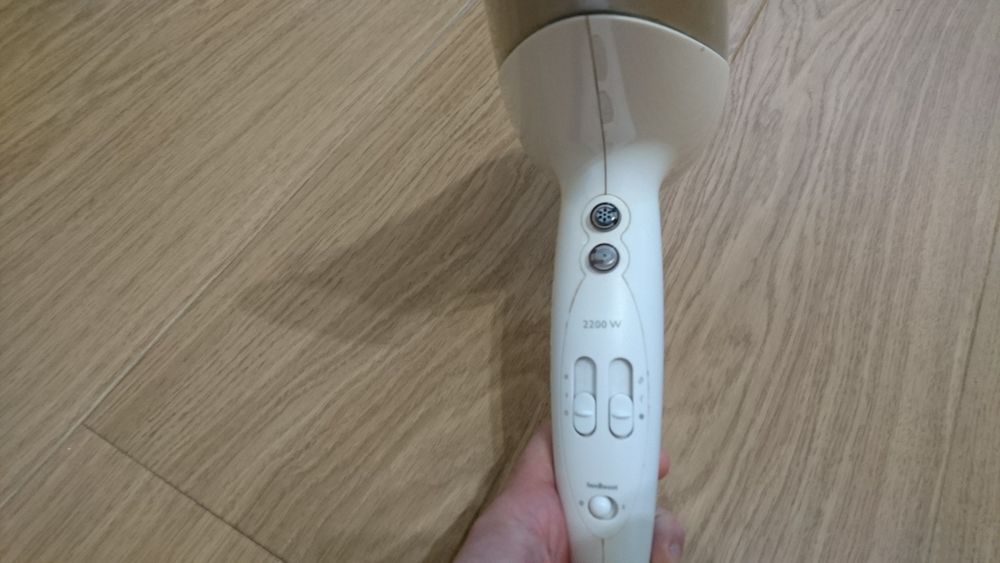 Suszarka Philips 2200W