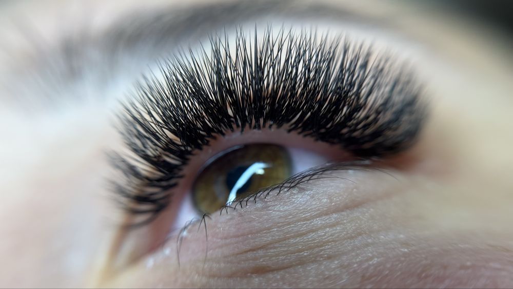 Наращивание/ ламинирование ресниц/окрашивание и ламинирование бровей