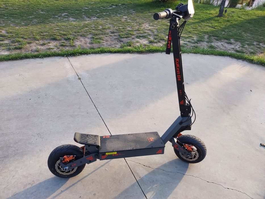 Електро самокат куго кірін г4