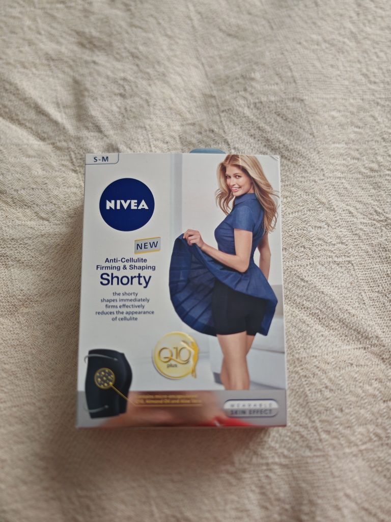 Shorty antycellulitowe i modelujące Nivea, s-m, nowe!
