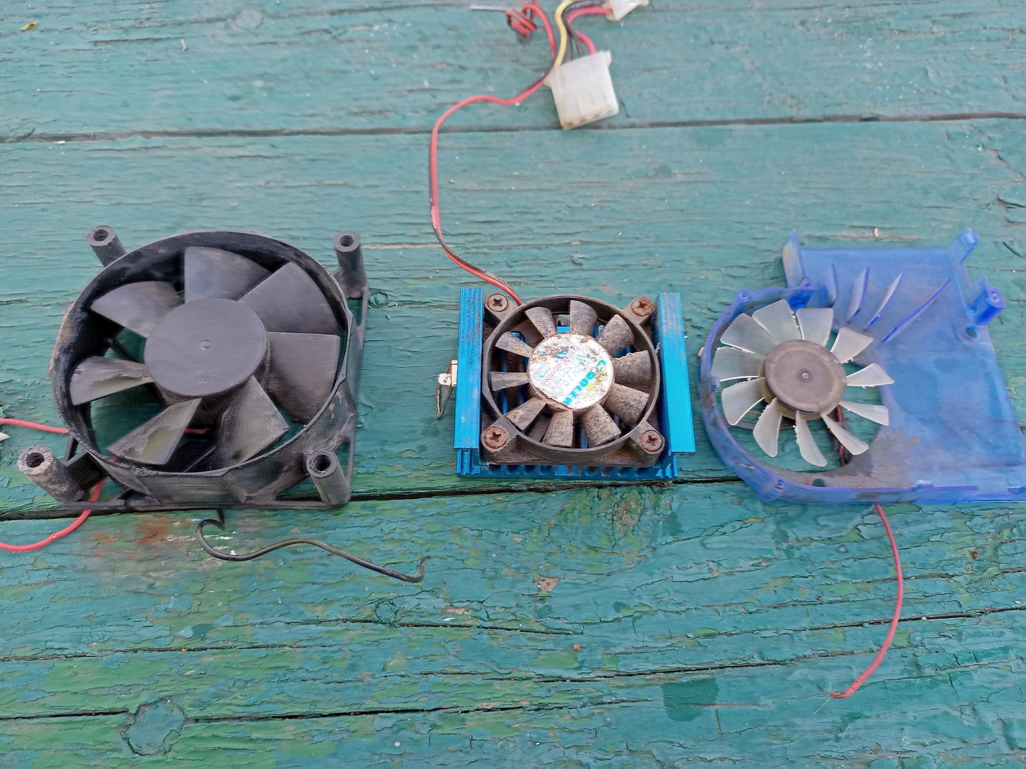Продам кулер 12v