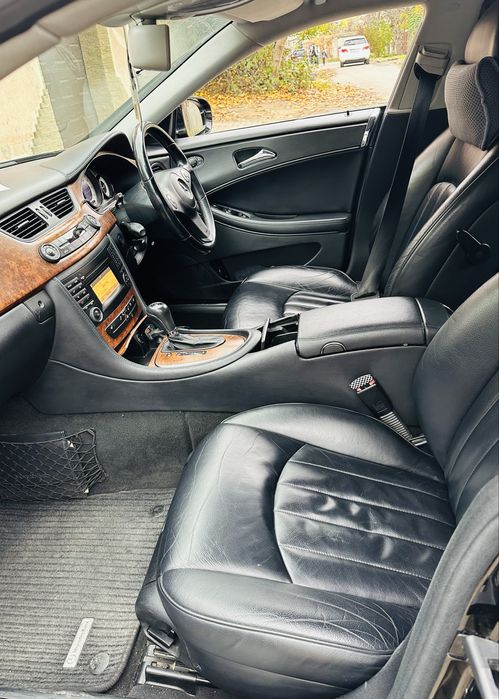 Mercedes-Benz CLS правый руль