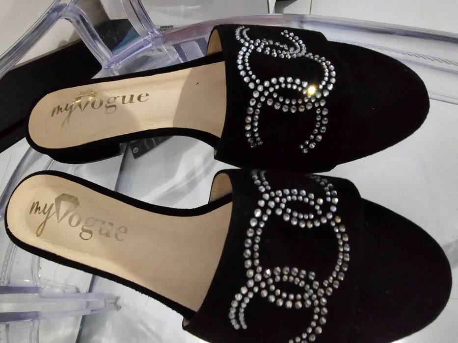 klapki damskie z cyrkoniami 37