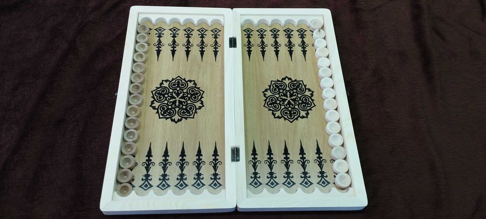 Нарди шашки. Розмір дошки 50 см