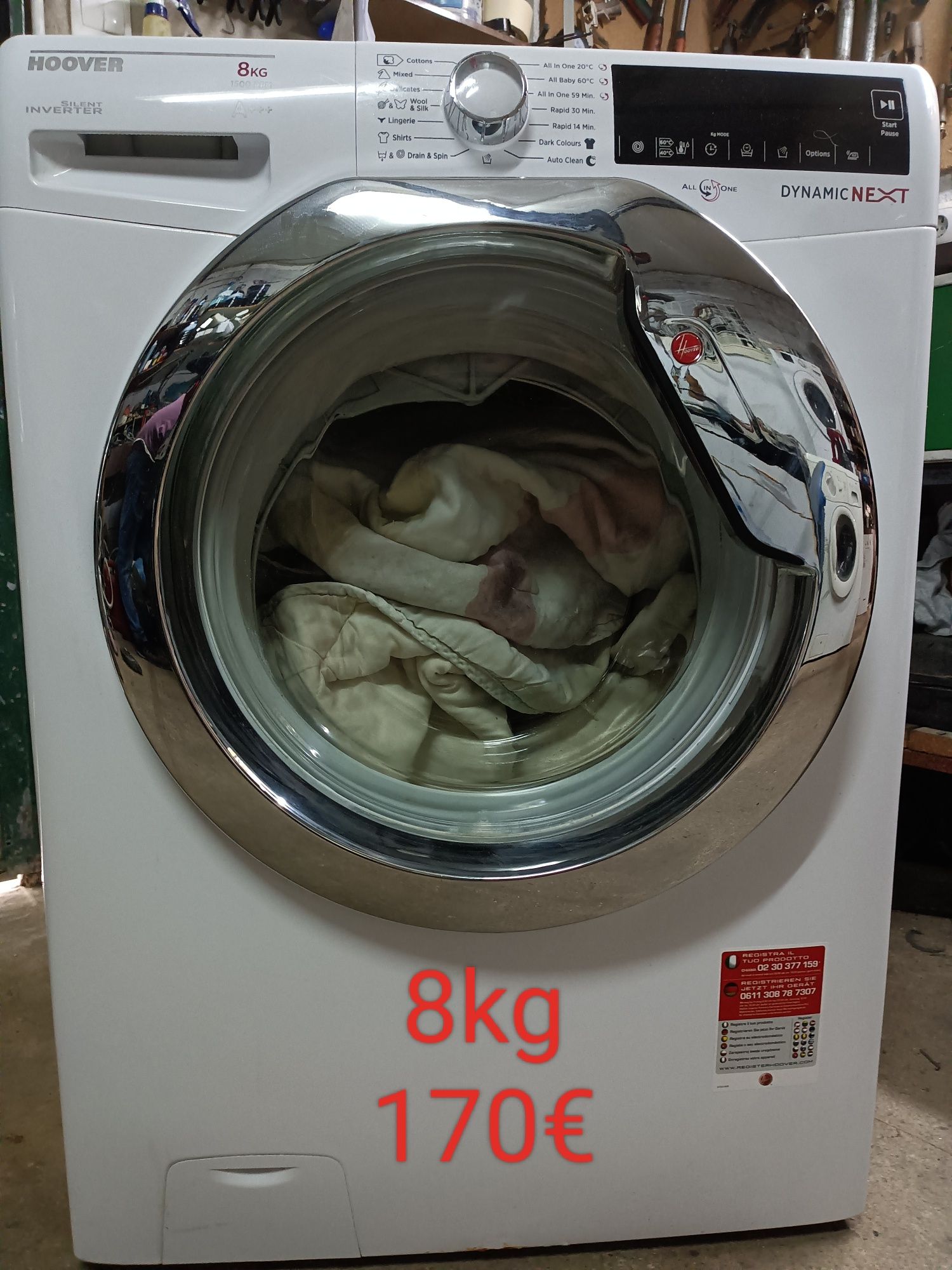 Várias máquinas de lavar roupa