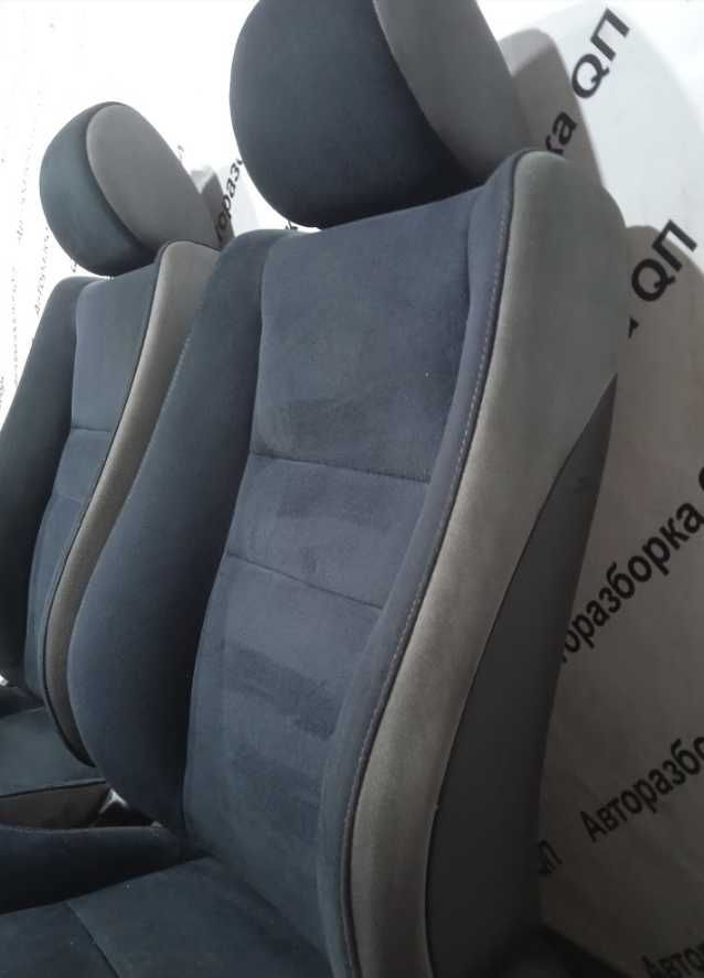 Салон (сиденья) тёмно-синий велюр Honda Civic 5D. Разборка Civic 5D