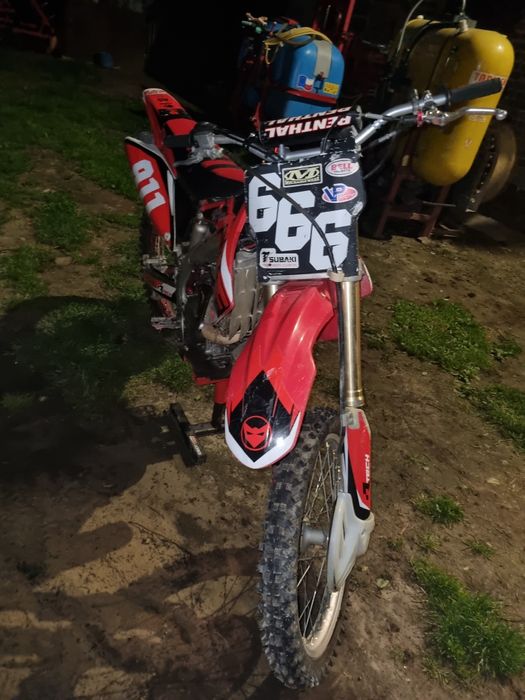 ..Honda crf 450..
