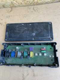 Płyta bezpieczników, w skrzynce akumulatora claas Axion seria 800 A09