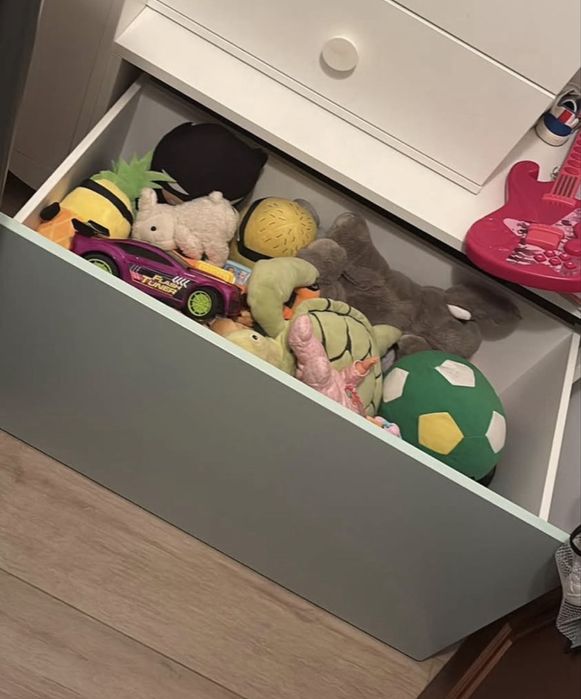 Arca brinquedos c/ apenas 1 mes de uso