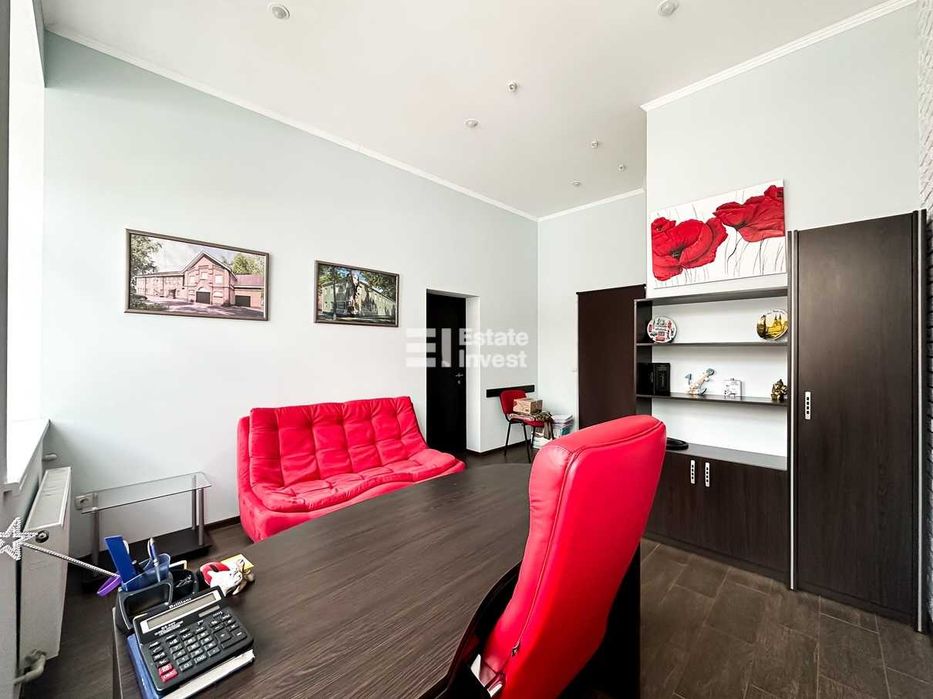 Продам ОСЗ в приближенном к центру районе, по адресу: ул.Малиновского.