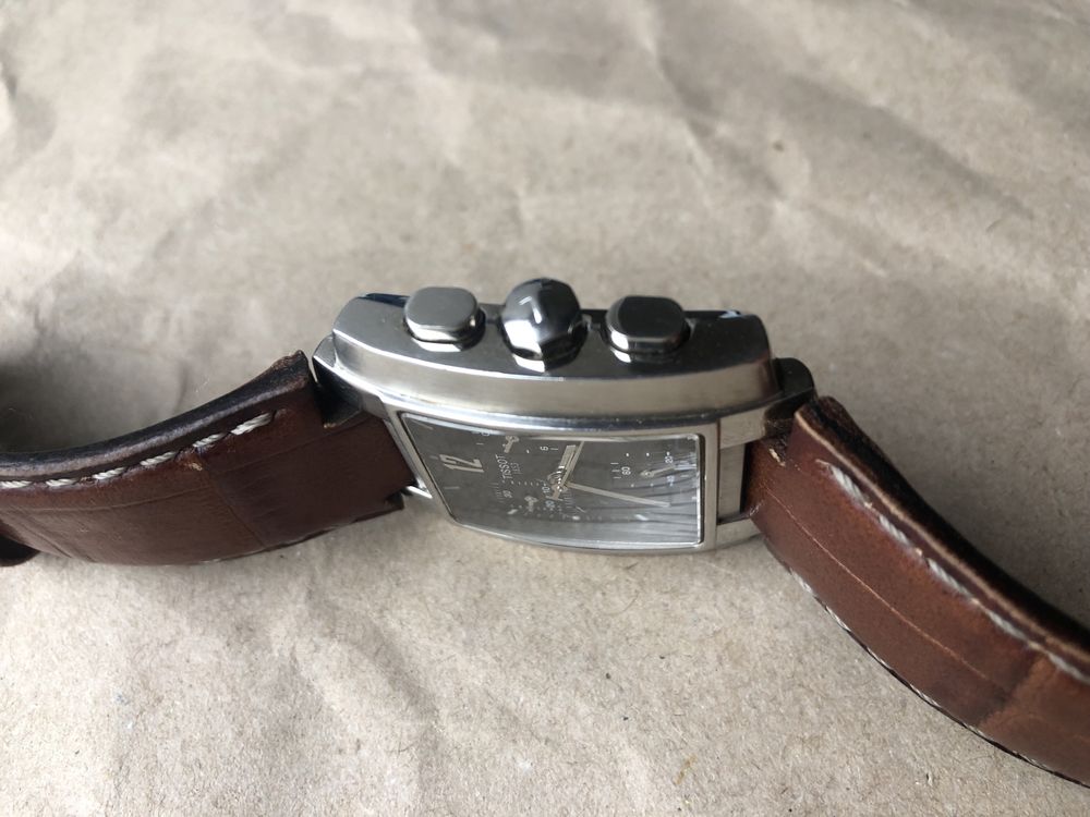 Наручний годинник Tissot l875/975k