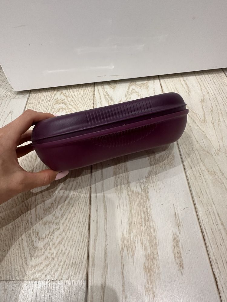 Maly pojemnik do mikrofali tupperware  jajeczny garnuszek