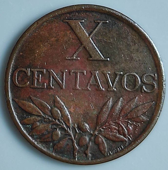 Moeda EIXO VERTICAL 10 Centavos 1968 Bronze - BELA