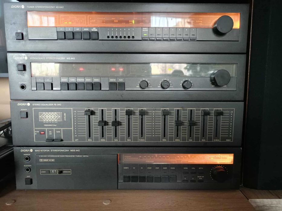 Wieża Dior + 2 kolumny