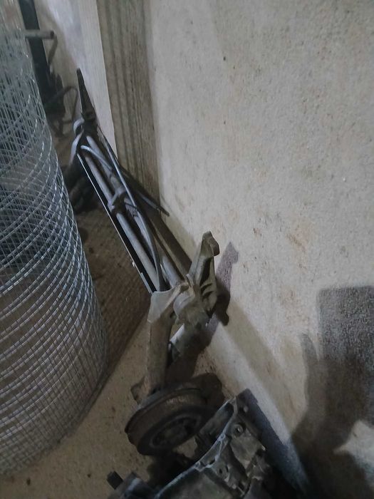 Pesas Renault express 1.6 diesel bom estado