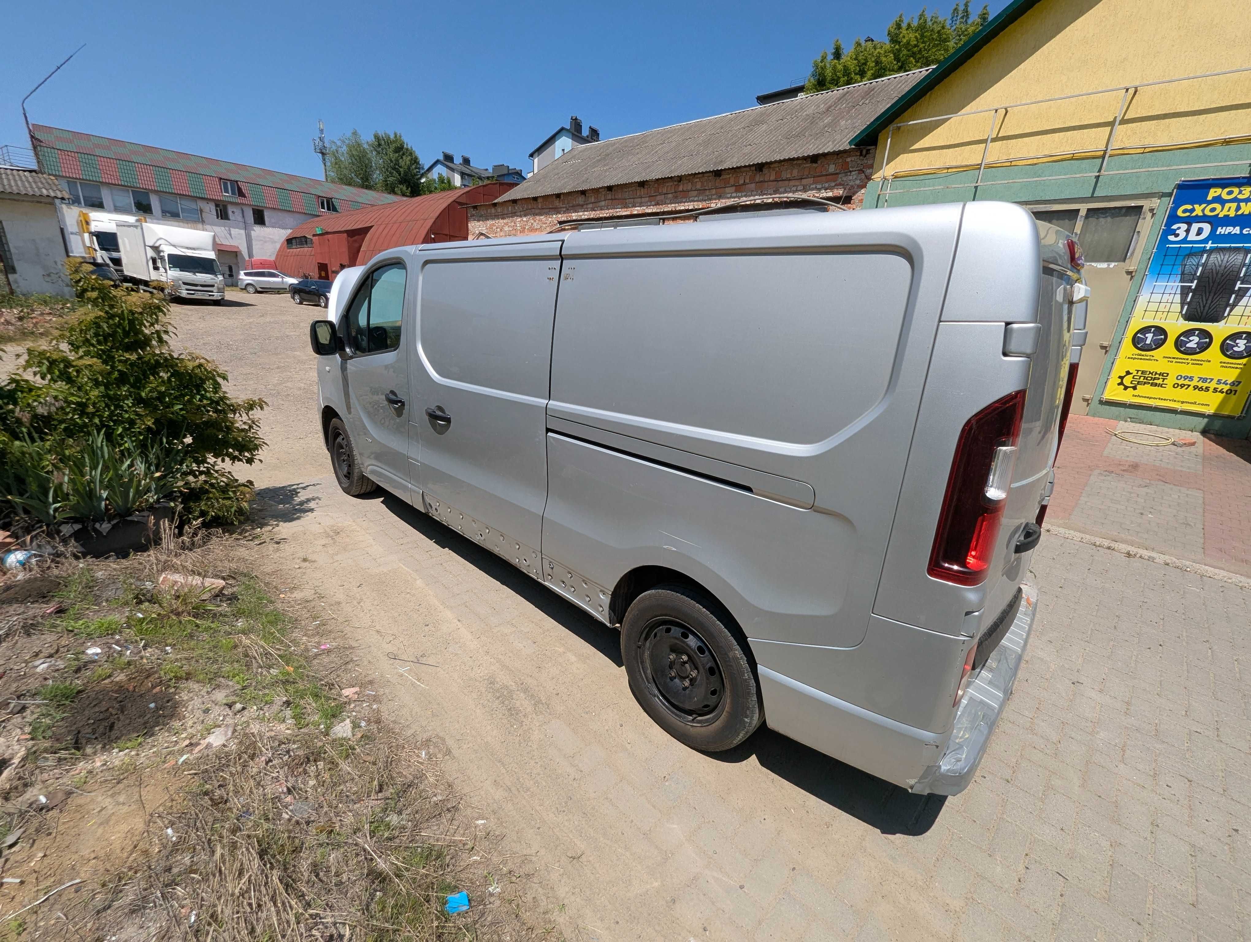 Кузов Чверть Бочина часть кузова Trafic 3 Vivaro 3 2015-2024