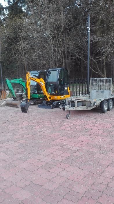 Usługi koparką MINI CAT 301.8 Minikoparka