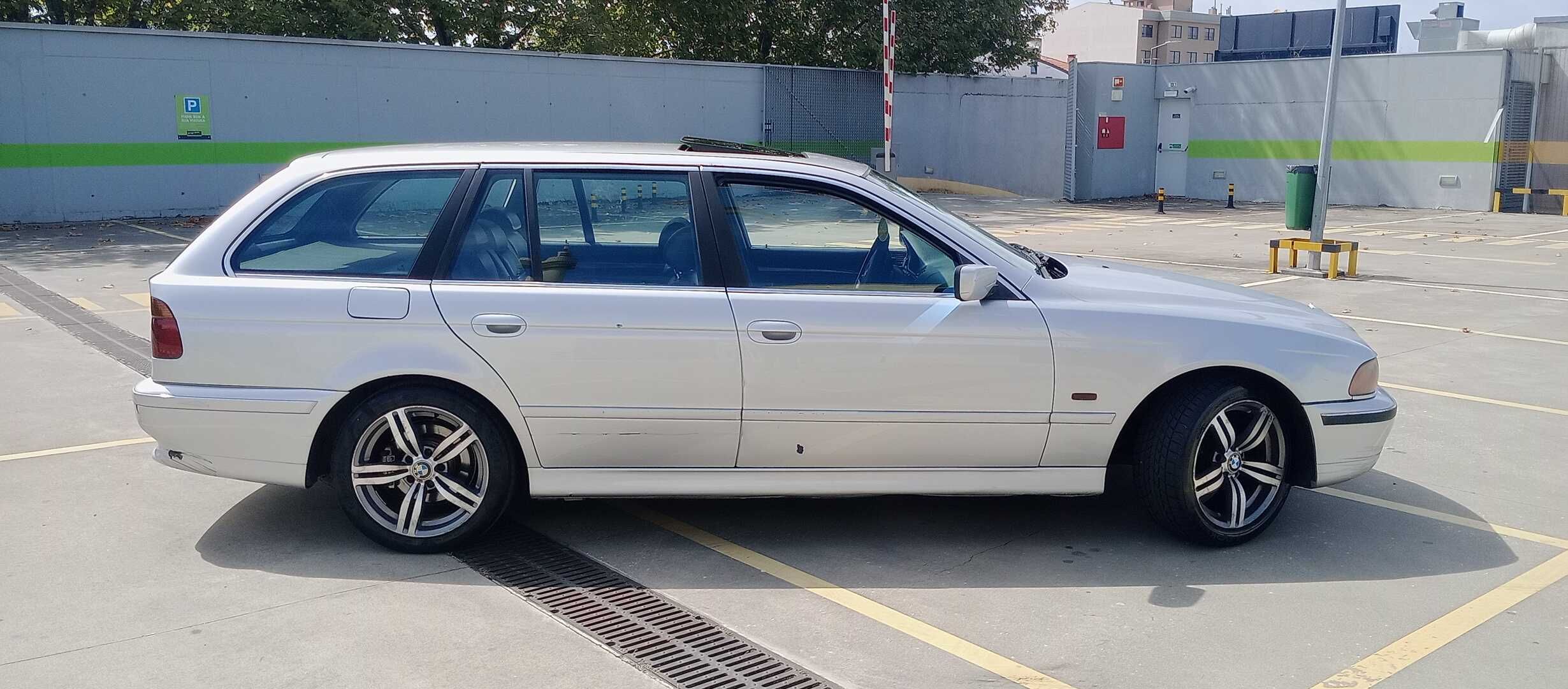 BMW  520d touring