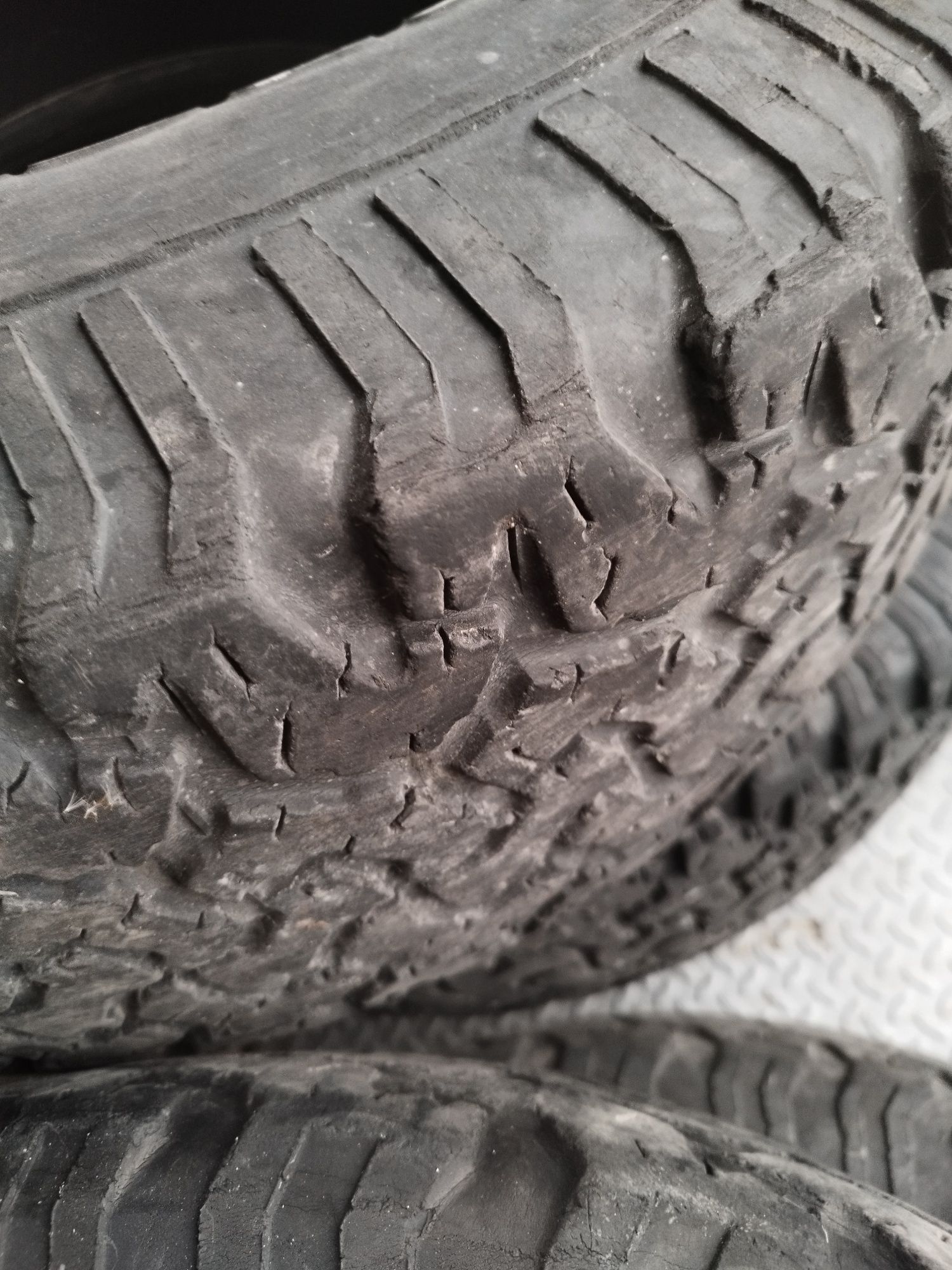 Pneus BFGoodRich 285/75/16
