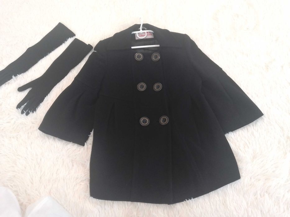 Пальто осінь/весна з рукавичками