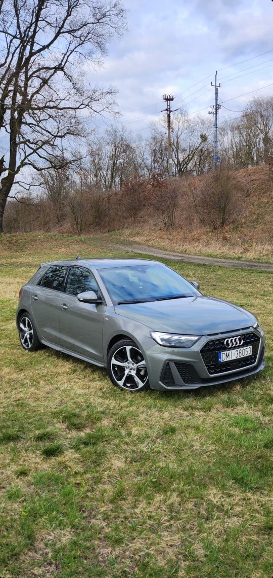 Audi A1 Sprzedam Audi A1 S Line!