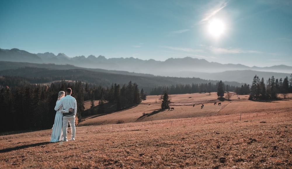 Fotografia ślubna sesje rodzinne narzeczeńskie