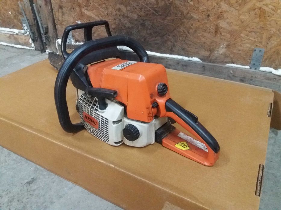 Piła pilarka spalinowa STIHL 023C