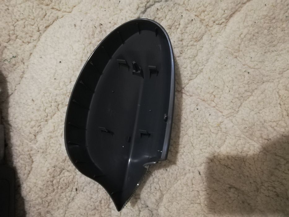 Retrovisor bmw e90 lado direito sem espelho  novo  com capa nova
