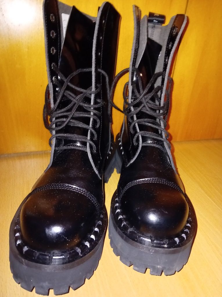 Vendo Botas da ALTERCORE - 353 Vegan Black Patent