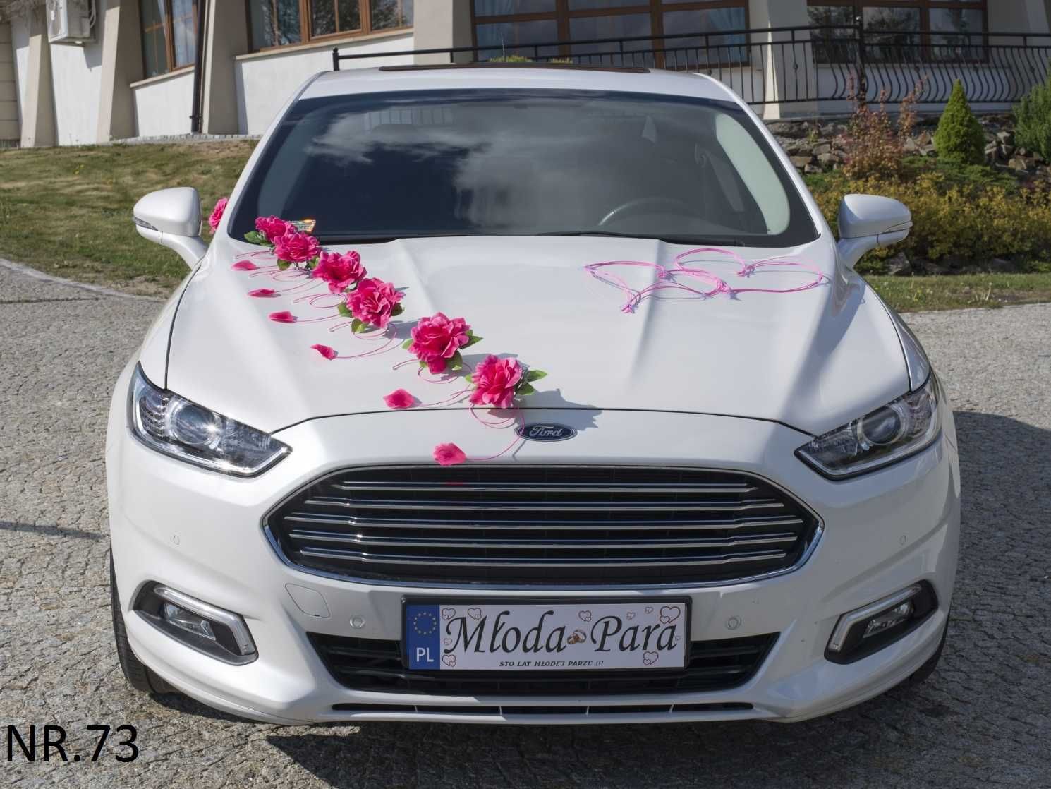 Malinowa dekoracja samochodu na samochód do ślubu.Ozdoba 073