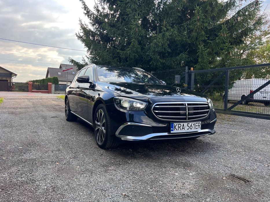 Mercedes-Benz Klasa E exclusive Multibeam Burmester Wentyle Kamery 360 Drewno Panorama