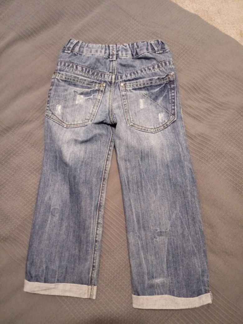 Spodnie jeans rozm 104 cm.