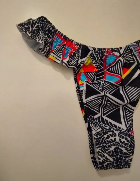 Bikini Brasileiro Folhos Novo