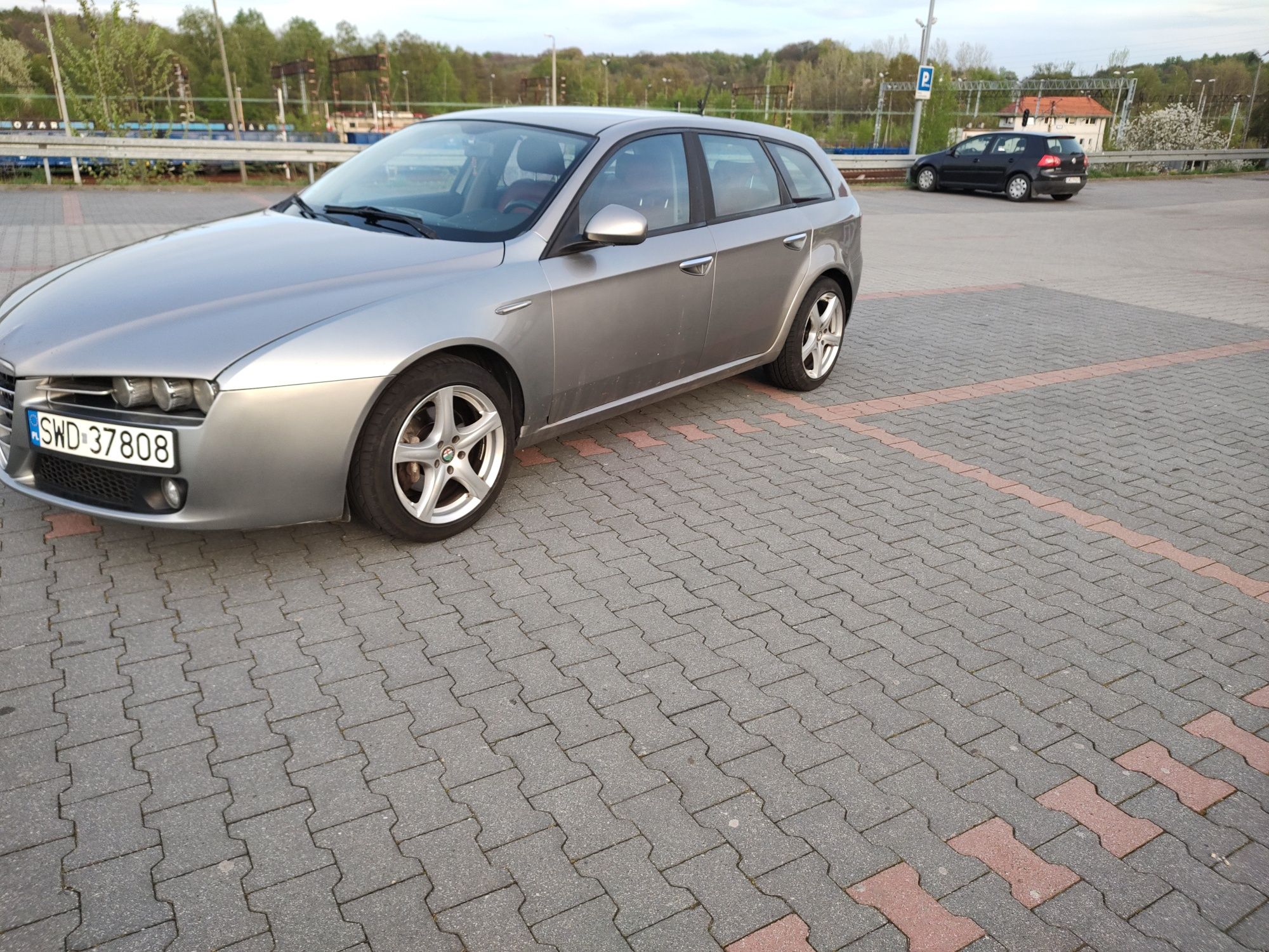 Alfa Romeo 159 2.0 JTDm 170km czerwona skóra  navi rej jazdy kamera c