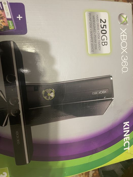 XBox 360 Kinect 250 gb як нова, без подряпин
