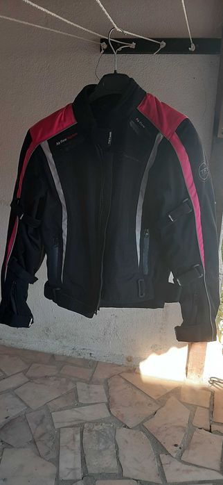 Blusão mota e capacete