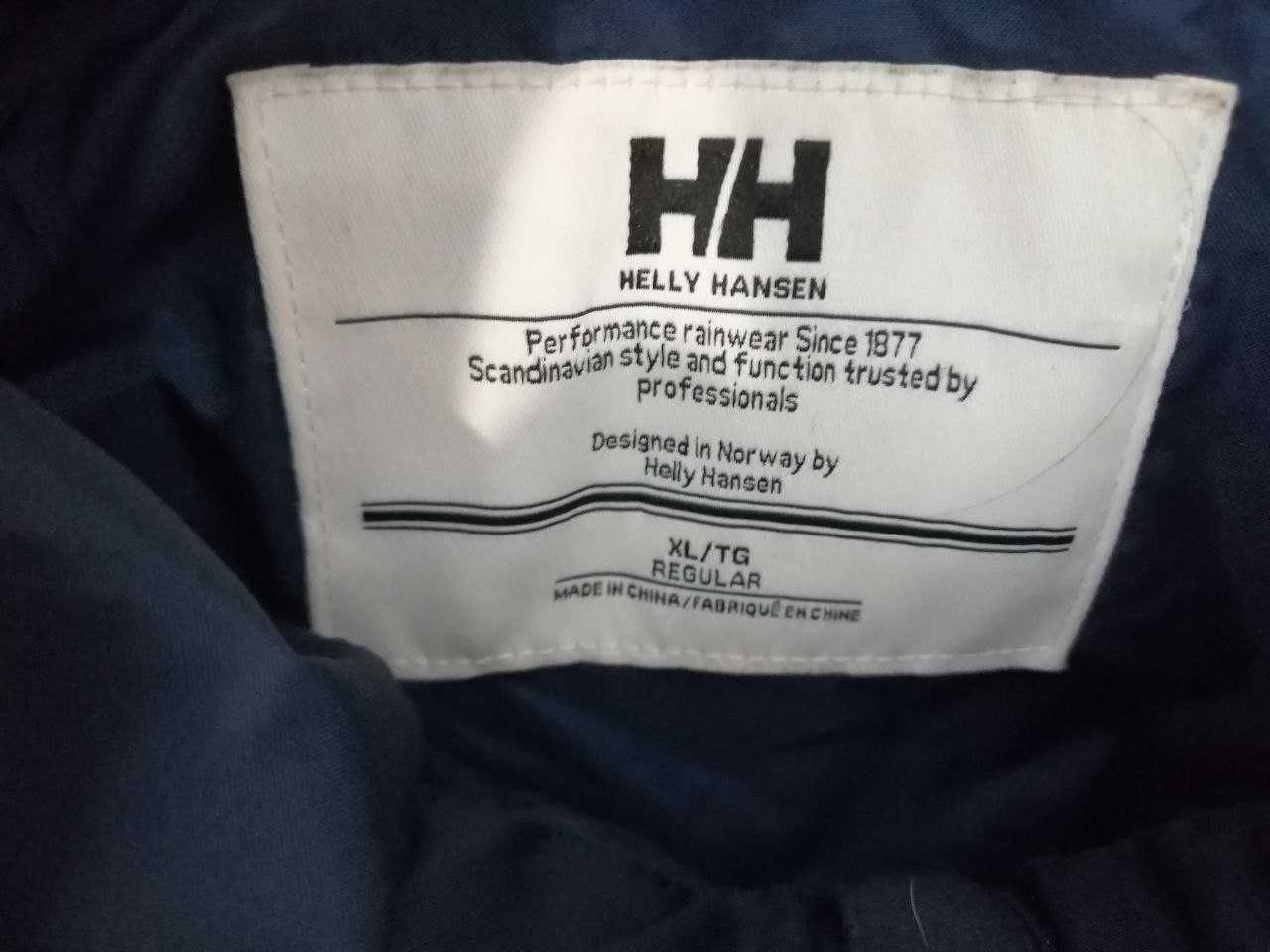 Утепленная курточка Helly Hansen Размер  XL