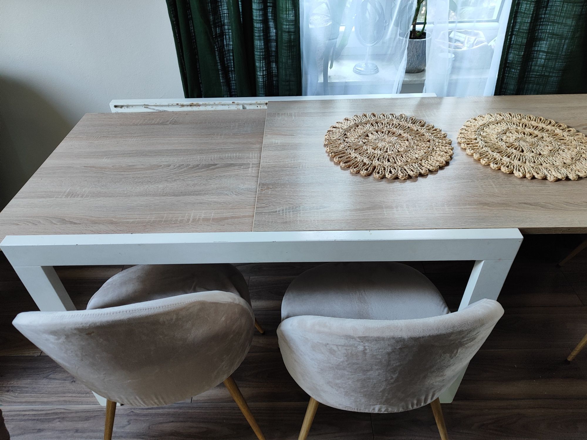 Stół w stylu skandynawskim z krzesłami 120/80