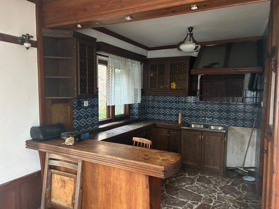 Duży dom wolnostojący, atrakcyjna cena