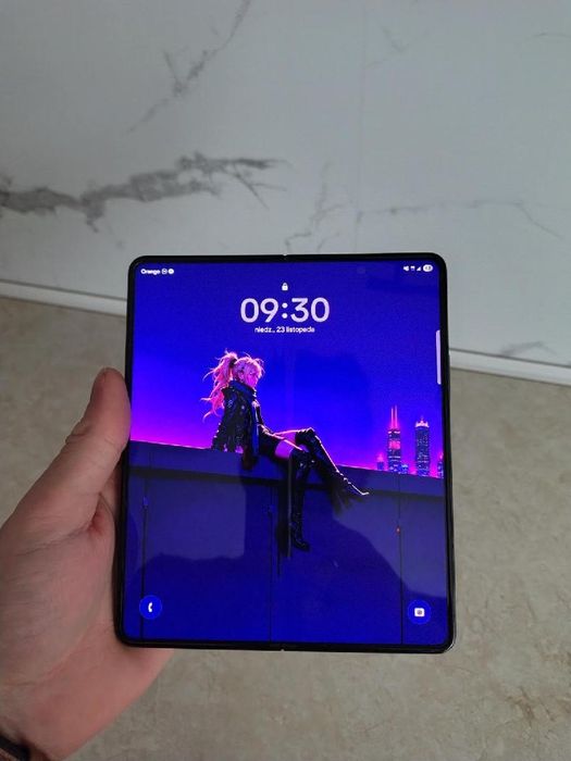 Samsung galaxy fold 5 12/512 GB