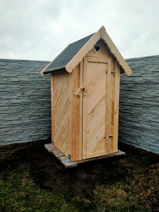 Toaleta drewniana ogrodowa WC na działkę ROD budowę wychodek sławojka