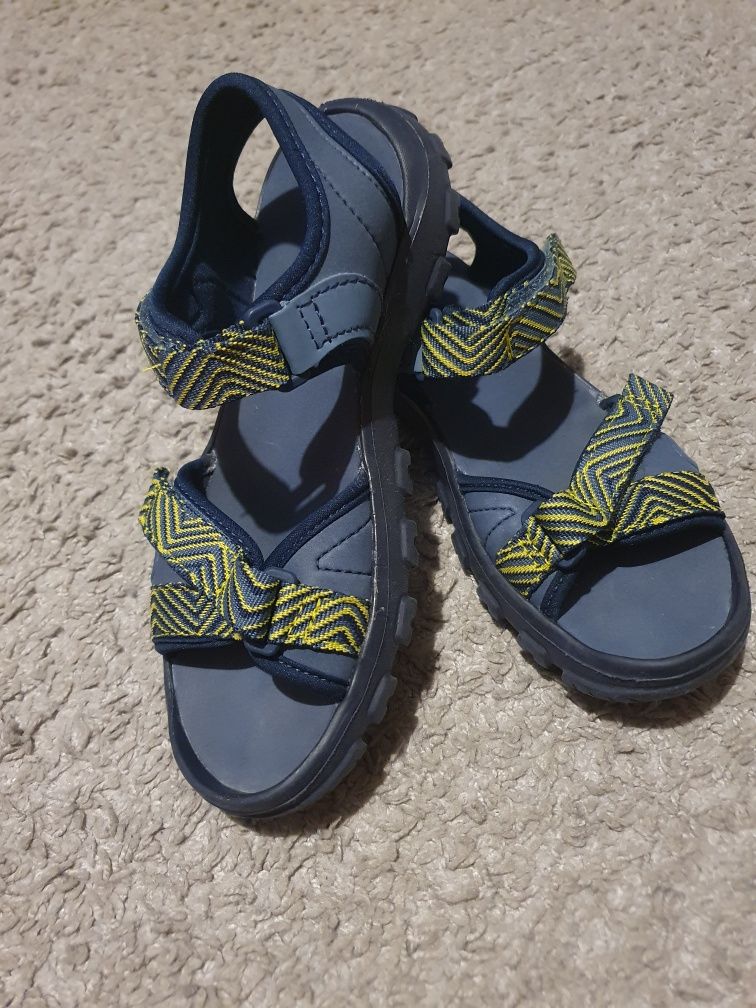 Buty sandały Decathlon rozm. 35