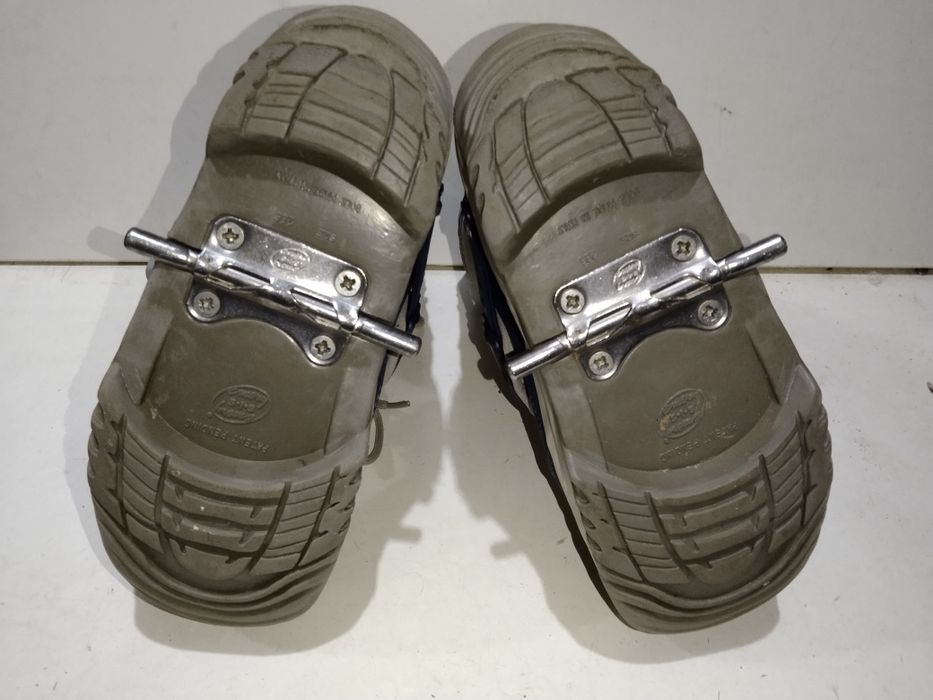 Buty snowboardowe agresywne EMERY rozmiar 40/41