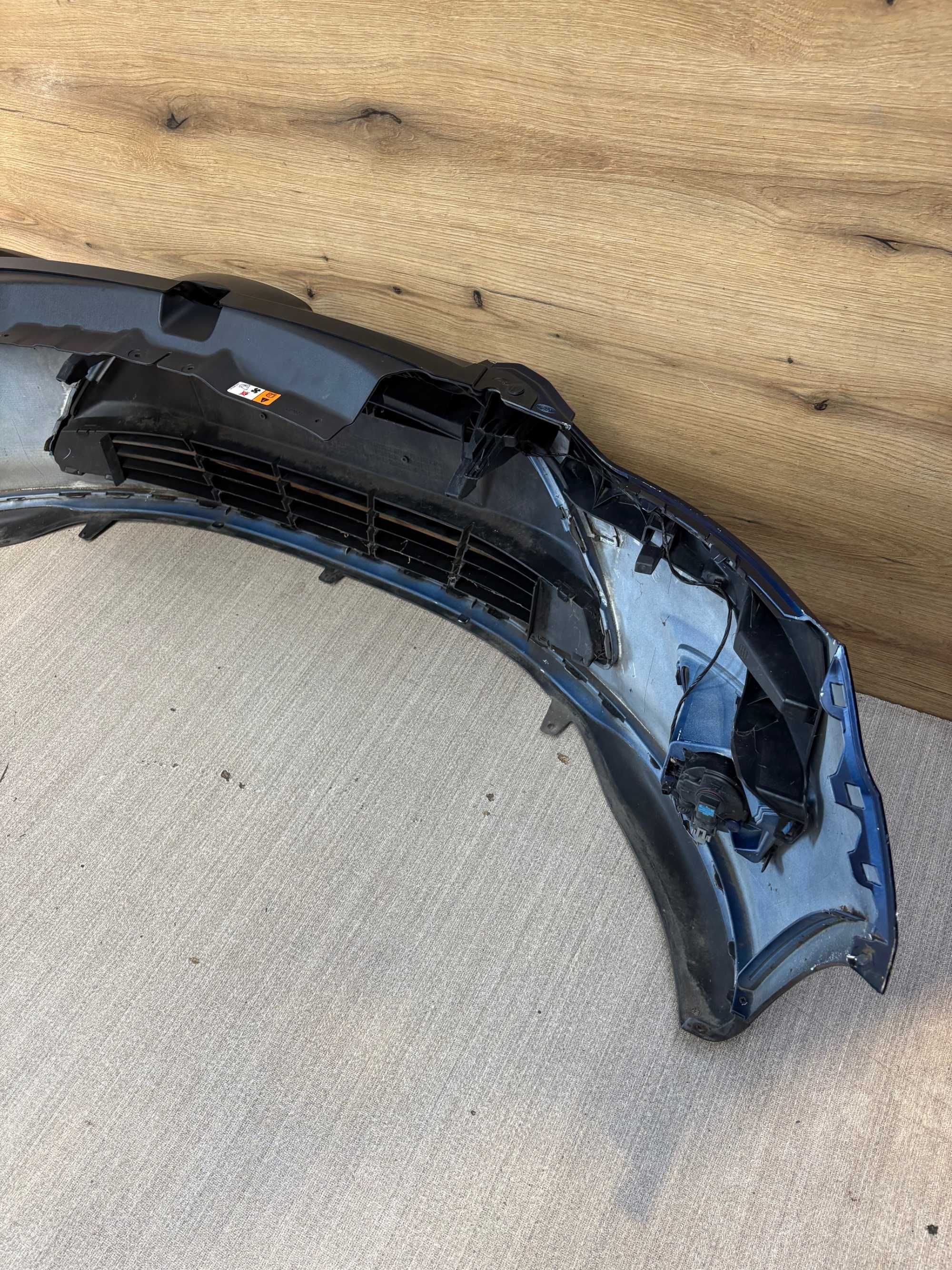 Zderzak przedni ford c-max II kolor ia