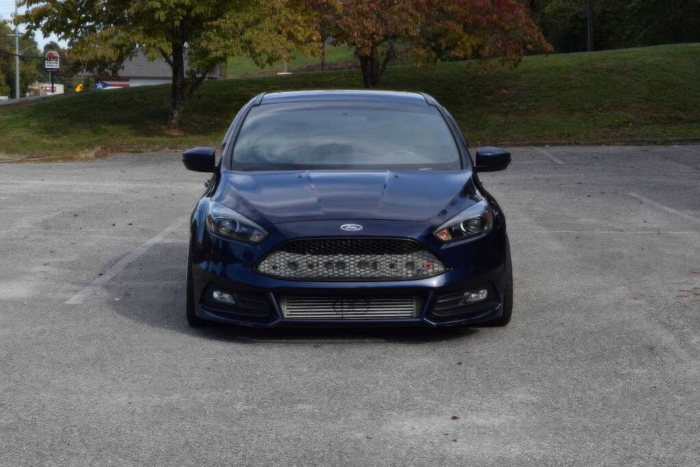 Ford Focus ST      2016